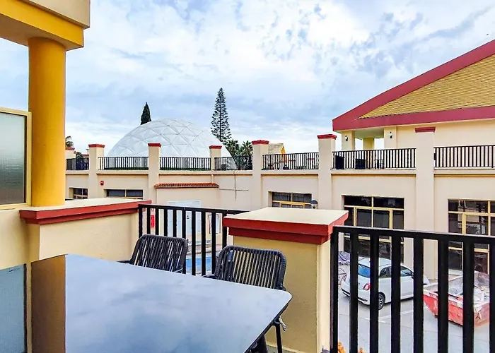 Апартаменты Oleholidays 616 Romana Playa Junto Al Mar Марбелья